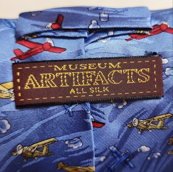 Museum Artifacts Airplane blue silk tie. - Picture 3 of 6